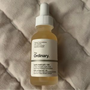 The Ordinary's Lactic Acid 10% + HA 2% Exfoliating Serum